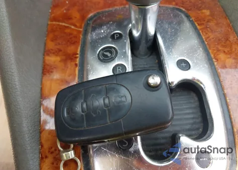 2002 Audi A6 Avant из США, поврежденный, VIN WAUVT64B42N130488